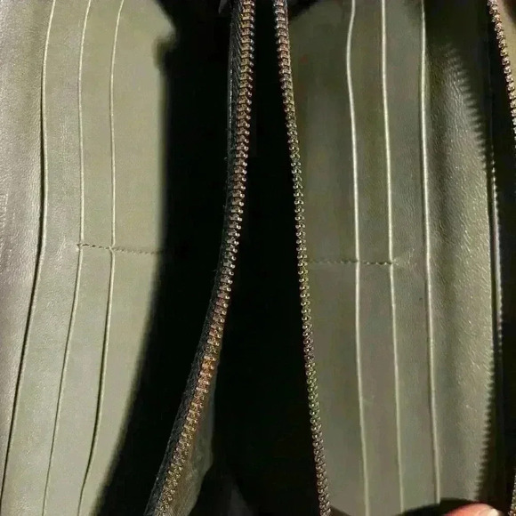 Bottega Veneta Snakeskin Wallet - Picture 5 of 5